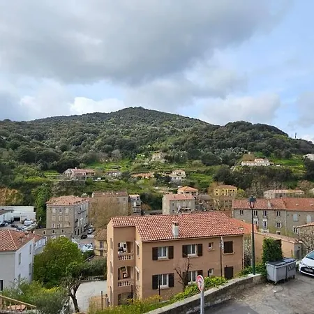 Bel & Ancien T3 Renove Dans Apartman Sartène