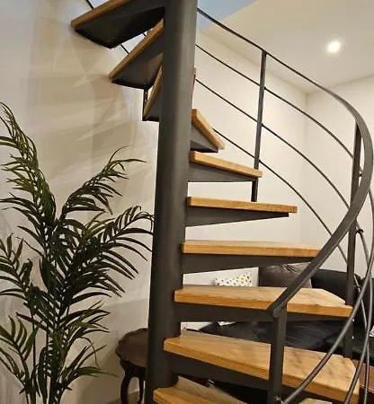 Bel & Ancien T3 Renove Dans Sartène