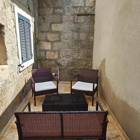 דירה Bel & Ancien T3 Renove Dans Sartène