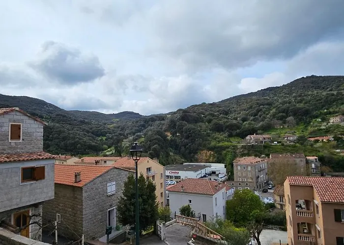 Bel & Ancien T3 Renove Dans Sartène